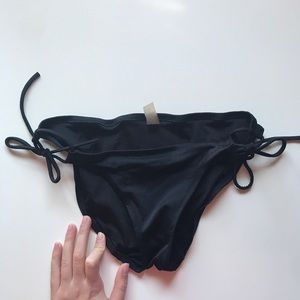 VICTORIAS SECRET BIKINI BOTTOMS